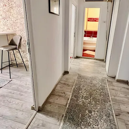 Apartment Tomis 307 *